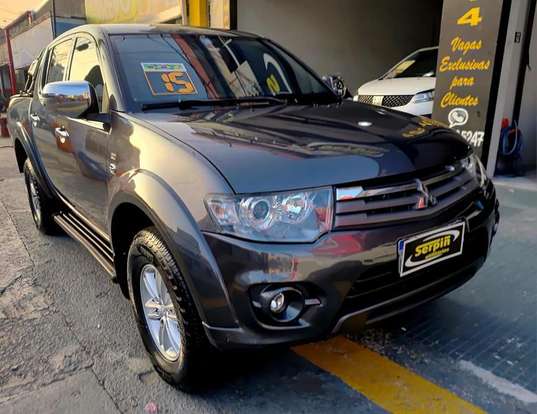 MITSUBISHI-L200 TRITON-3.5 HPE 4X4 CD V6 24V FLEX 4P AUTOMÁTICO MITSUBISHI-L200 TRITON-2014