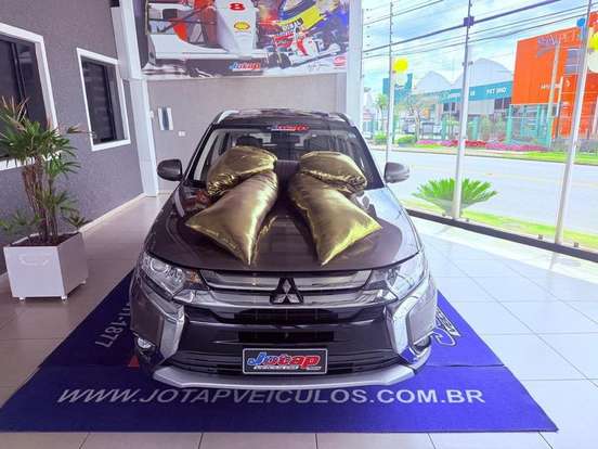 MITSUBISHI-OUTLANDER-2.0 16V GASOLINA 4P AUTOMÁTICO MITSUBISHI-OUTLANDER-2016
