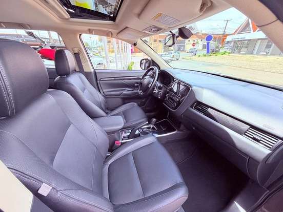 MITSUBISHI-OUTLANDER-2.0 16V GASOLINA 4P AUTOMÁTICO MITSUBISHI-OUTLANDER-2016
