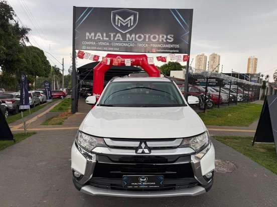 MITSUBISHI-OUTLANDER-2.0 16V GASOLINA 4P AUTOMÁTICO MITSUBISHI-OUTLANDER-2016