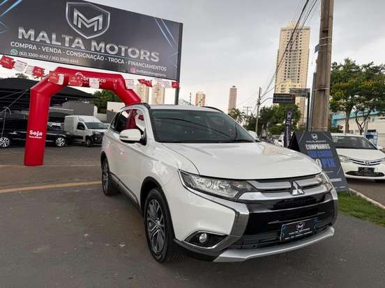 MITSUBISHI-OUTLANDER-2.0 16V GASOLINA 4P AUTOMÁTICO MITSUBISHI-OUTLANDER-2016