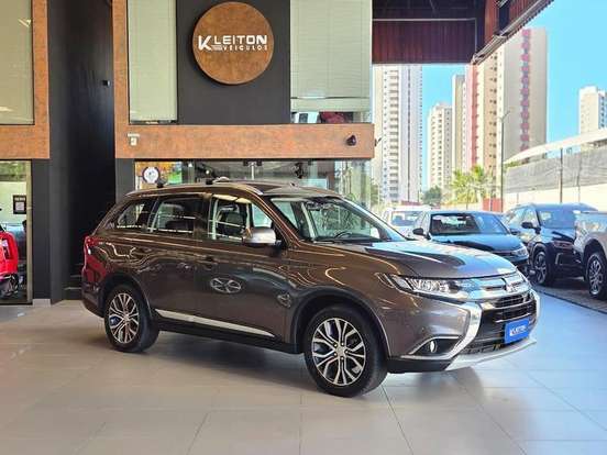 MITSUBISHI-OUTLANDER-2.0 COMFORT 16V GASOLINA 4P AUTOMÁTICO MITSUBISHI-OUTLANDER-2017