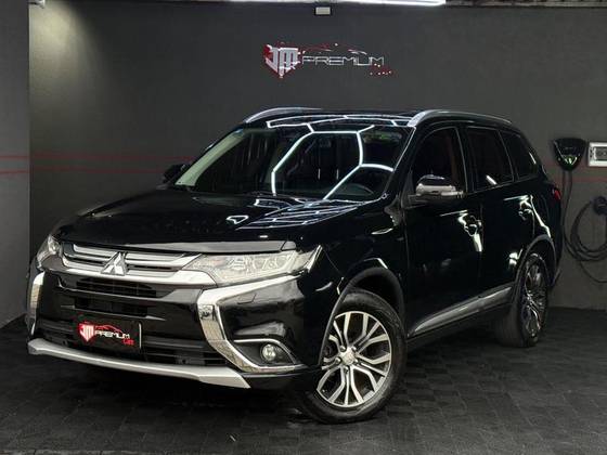 MITSUBISHI OUTLANDER 3.0 GT 4X4 V6 24V GASOLINA 4P AUTOMÁTICO