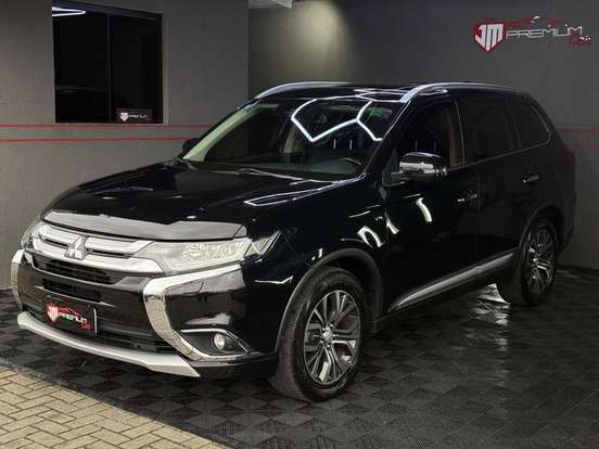 MITSUBISHI-OUTLANDER-2016
