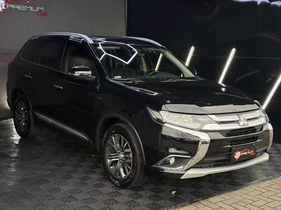 MITSUBISHI-OUTLANDER-3.0 GT 4X4 V6 24V GASOLINA 4P AUTOMÁTICO MITSUBISHI-OUTLANDER-2016