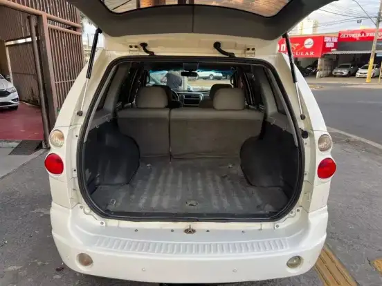 MITSUBISHI-PAJERO-2.5 HD 4X4 8V TURBO INTERCOOLER DIESEL 4P MANUAL MITSUBISHI-PAJERO-2008