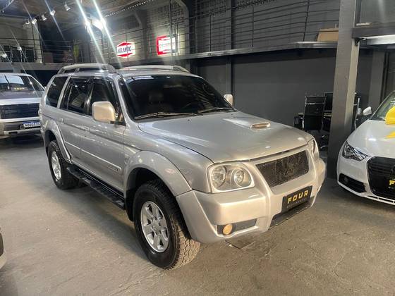 MITSUBISHI PAJERO 2.5 HD 4X4 8V TURBO INTERCOOLER DIESEL 4P MANUAL