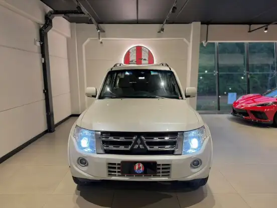 MITSUBISHI-PAJERO FULL-2013