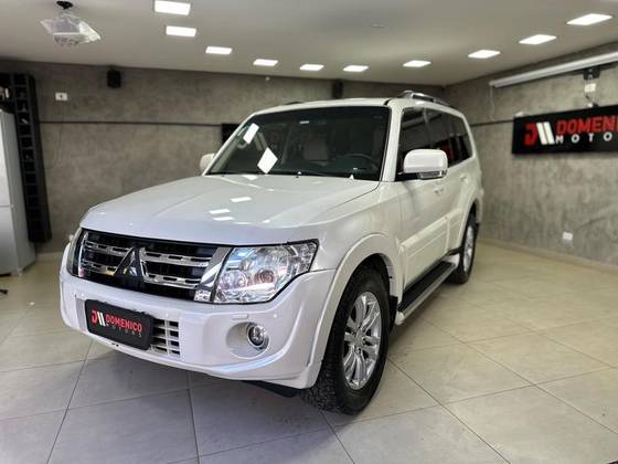 MITSUBISHI PAJERO FULL 3.2 HPE 4X4 16V TURBO INTERCOOLER DIESEL 4P AUTOMÁTICO