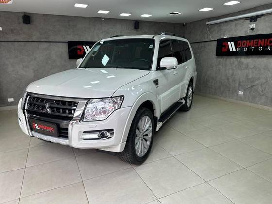 MITSUBISHI PAJERO FULL 3.2 HPE 4X4 16V TURBO INTERCOOLER DIESEL 4P AUTOMÁTICO