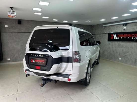 MITSUBISHI-PAJERO FULL-3.2 HPE 4X4 16V TURBO INTERCOOLER DIESEL 4P AUTOMÁTICO MITSUBISHI-PAJERO FULL-2017