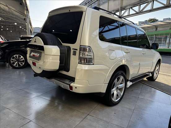 MITSUBISHI-PAJERO FULL-2013