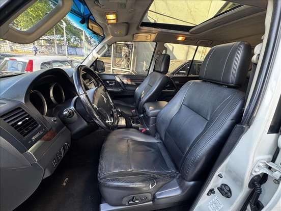 MITSUBISHI-PAJERO FULL-3.8 HPE 4X4 V6 24V GASOLINA 4P AUTOMÁTICO MITSUBISHI-PAJERO FULL-2013