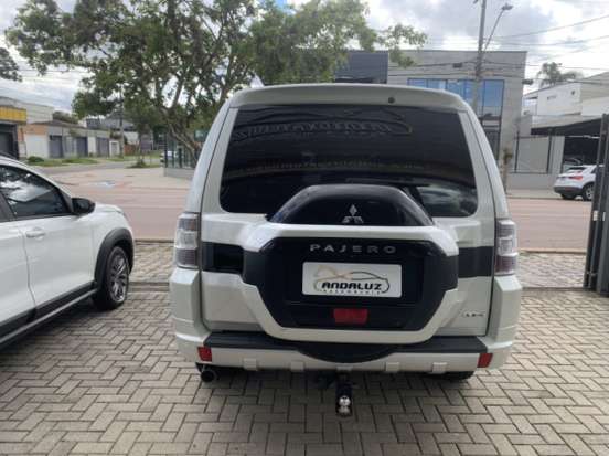 MITSUBISHI-PAJERO FULL-3.8 HPE 4X4 V6 24V GASOLINA 4P AUTOMÁTICO MITSUBISHI-PAJERO FULL-2015