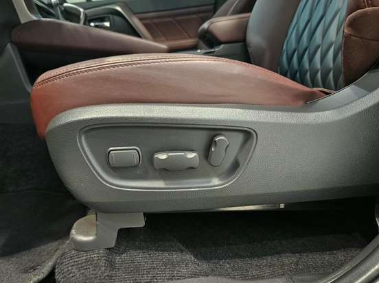 MITSUBISHI-PAJERO SPORT-2024