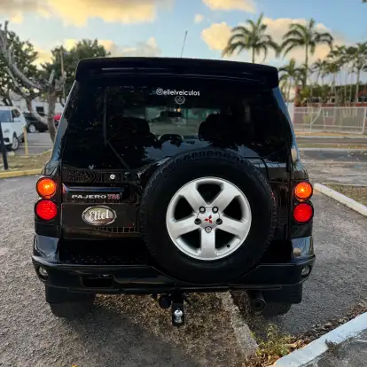 MITSUBISHI-PAJERO TR4-2008
