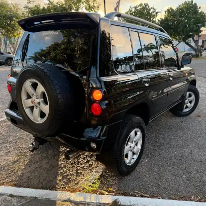 MITSUBISHI-PAJERO TR4-2008