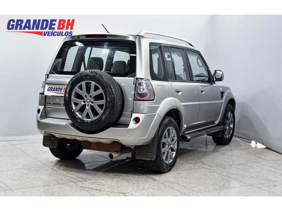 MITSUBISHI-PAJERO TR4-2.0 4X2 16V 140CV FLEX 4P AUTOMÁTICO MITSUBISHI-PAJERO TR4-2013