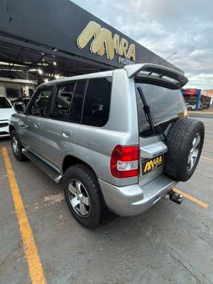 MITSUBISHI-PAJERO TR4-2005