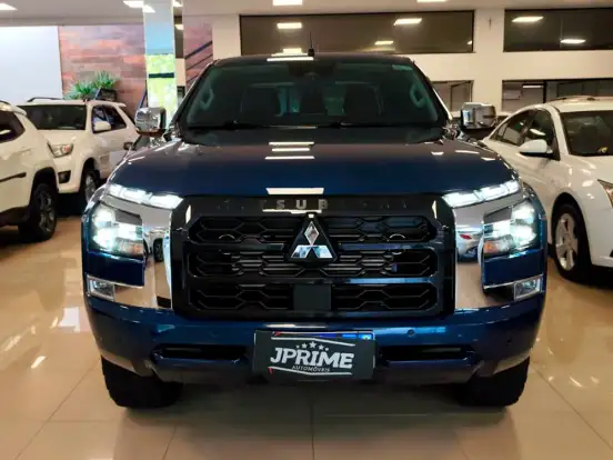 MITSUBISHI-TRITON-2.4 BITURBO DIESEL CD HPE-S 4X4 AUTOMÁTICO MITSUBISHI-TRITON-2025
