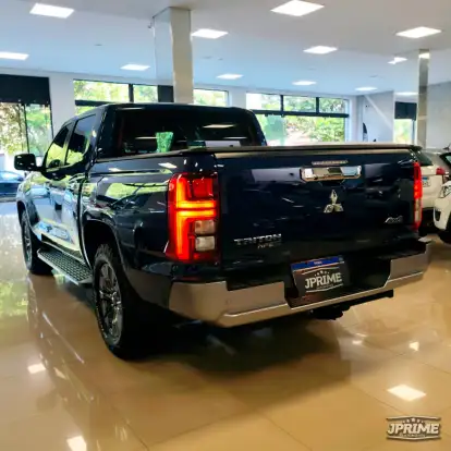 MITSUBISHI-TRITON-2025