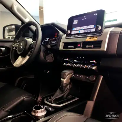 MITSUBISHI-TRITON-2025