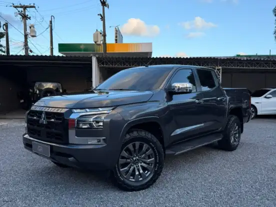 MITSUBISHI-TRITON-2.4 BITURBO DIESEL CD HPE-S 4X4 AUTOMÁTICO MITSUBISHI-TRITON-2025
