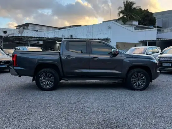 MITSUBISHI-TRITON-2.4 BITURBO DIESEL CD HPE-S 4X4 AUTOMÁTICO MITSUBISHI-TRITON-2025