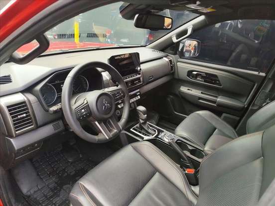 MITSUBISHI-TRITON-2025