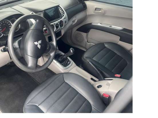 MITSUBISHI-L200 OUTDOOR-2.4 4X2 CD 16V FLEX 4P MANUAL MITSUBISHI-L200 OUTDOOR-2016