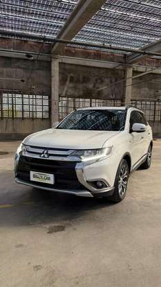 MITSUBISHI-OUTLANDER-2015