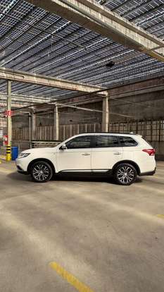 MITSUBISHI-OUTLANDER-2015