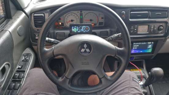 MITSUBISHI-PAJERO-2009