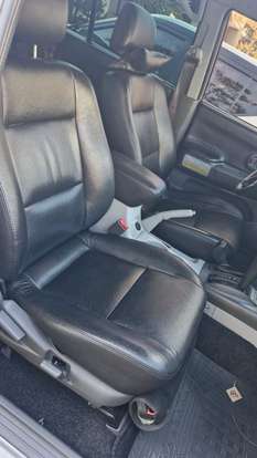 MITSUBISHI-PAJERO-2009