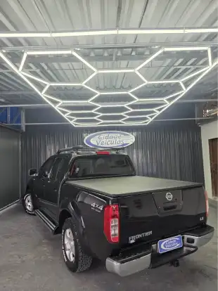 NISSAN-FRONTIER-2011