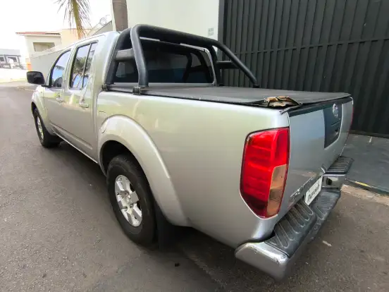 NISSAN-FRONTIER-2014