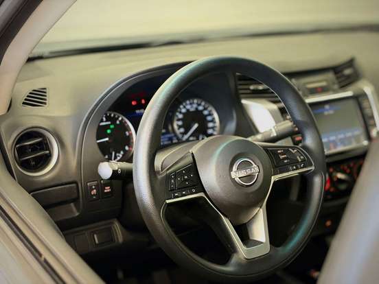 NISSAN-FRONTIER-2023