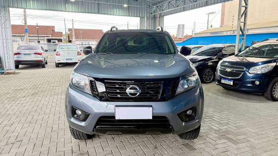 NISSAN FRONTIER 2.3 16V TURBO DIESEL ATTACK CD 4X4 AUTOMÁTICO