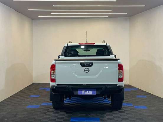 NISSAN-FRONTIER-2021