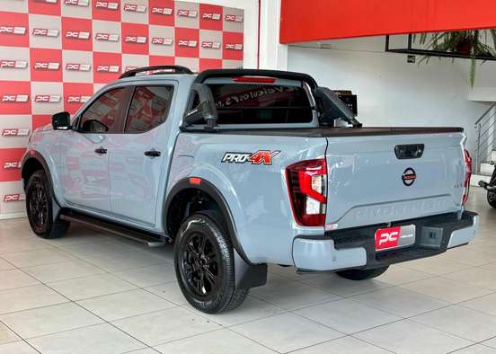 NISSAN-FRONTIER-2022