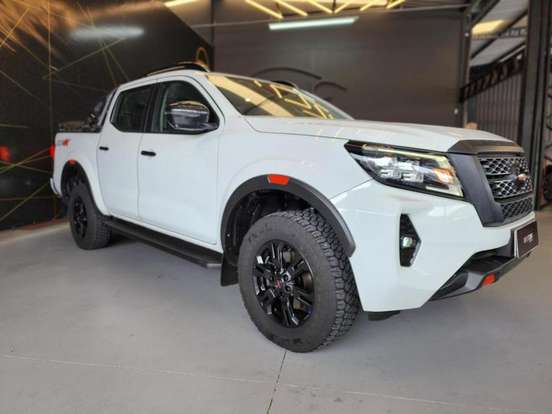 NISSAN-FRONTIER-2022