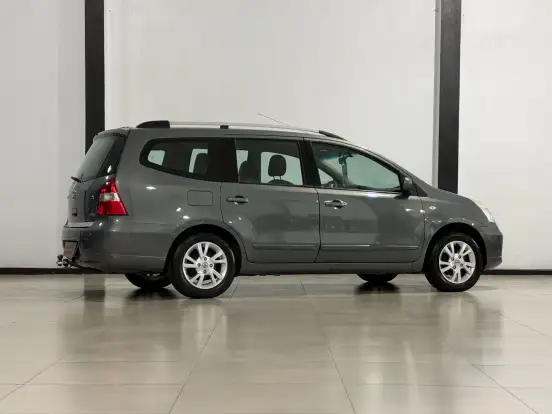 NISSAN-GRAND LIVINA-1.8 S 16V FLEX 4P MANUAL NISSAN-GRAND LIVINA-2014