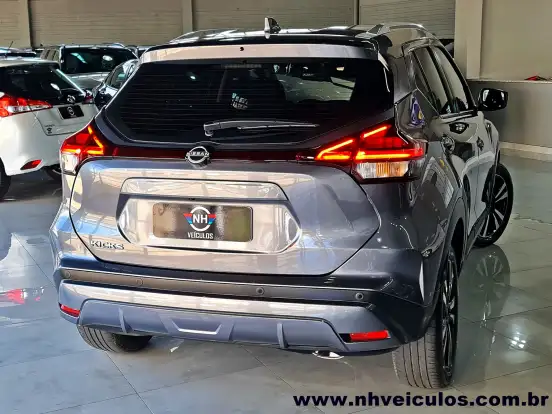 NISSAN-KICKS-2024