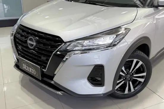 NISSAN-KICKS-2023