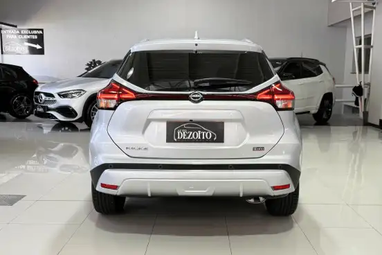 NISSAN-KICKS-2023