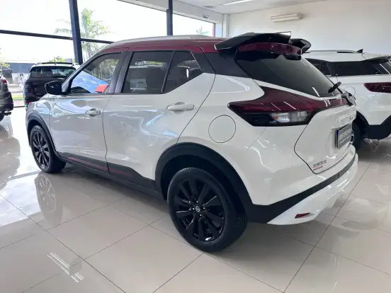 NISSAN-KICKS-2021