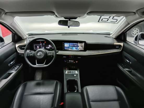 NISSAN-KICKS-2025