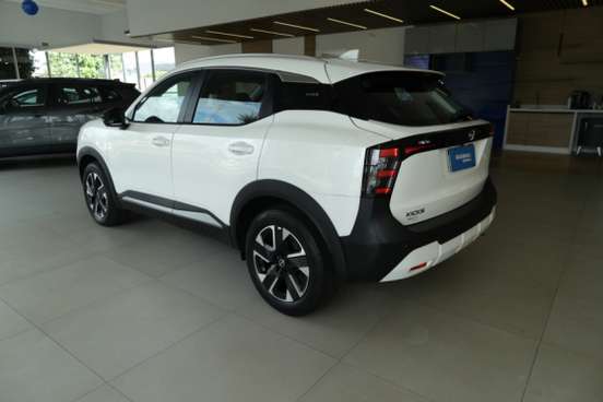NISSAN-KICKS-2025
