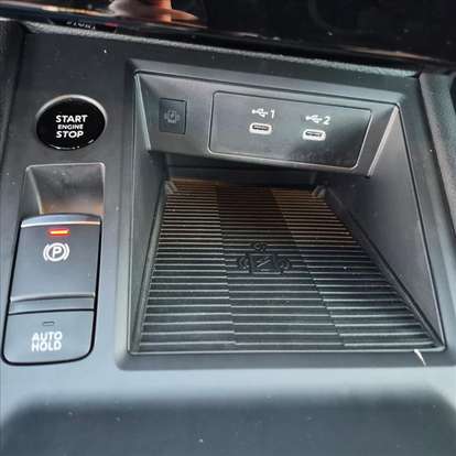 NISSAN-KICKS-2025