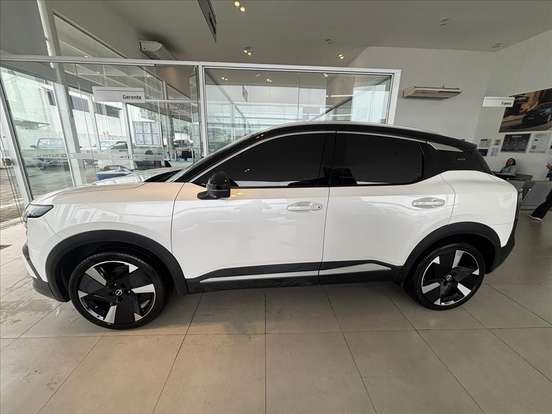 NISSAN-KICKS-2025